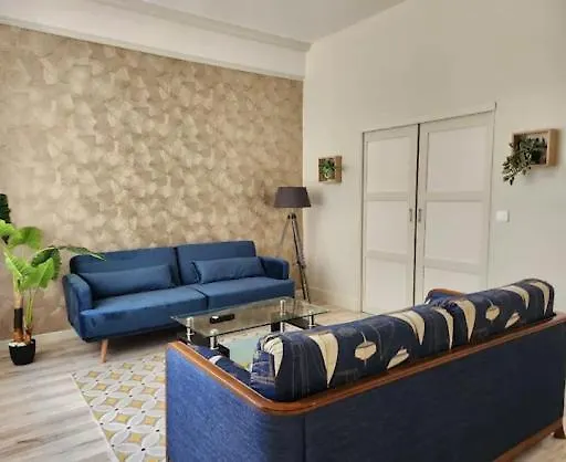 Апартаменты Elegant Au Coeur De