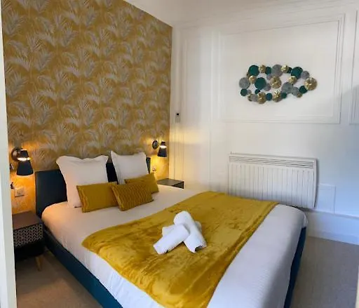 Elegant Au Coeur De Апартаменты *