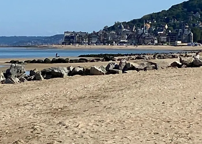 Elegant Au Coeur De Апартаменты *